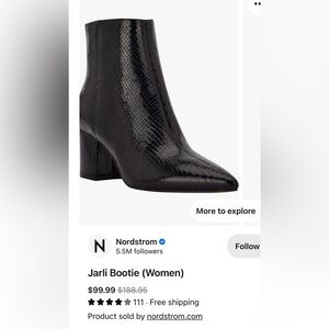 Fabulous Snake Skin Marc Fisher boots Size 9.5 black